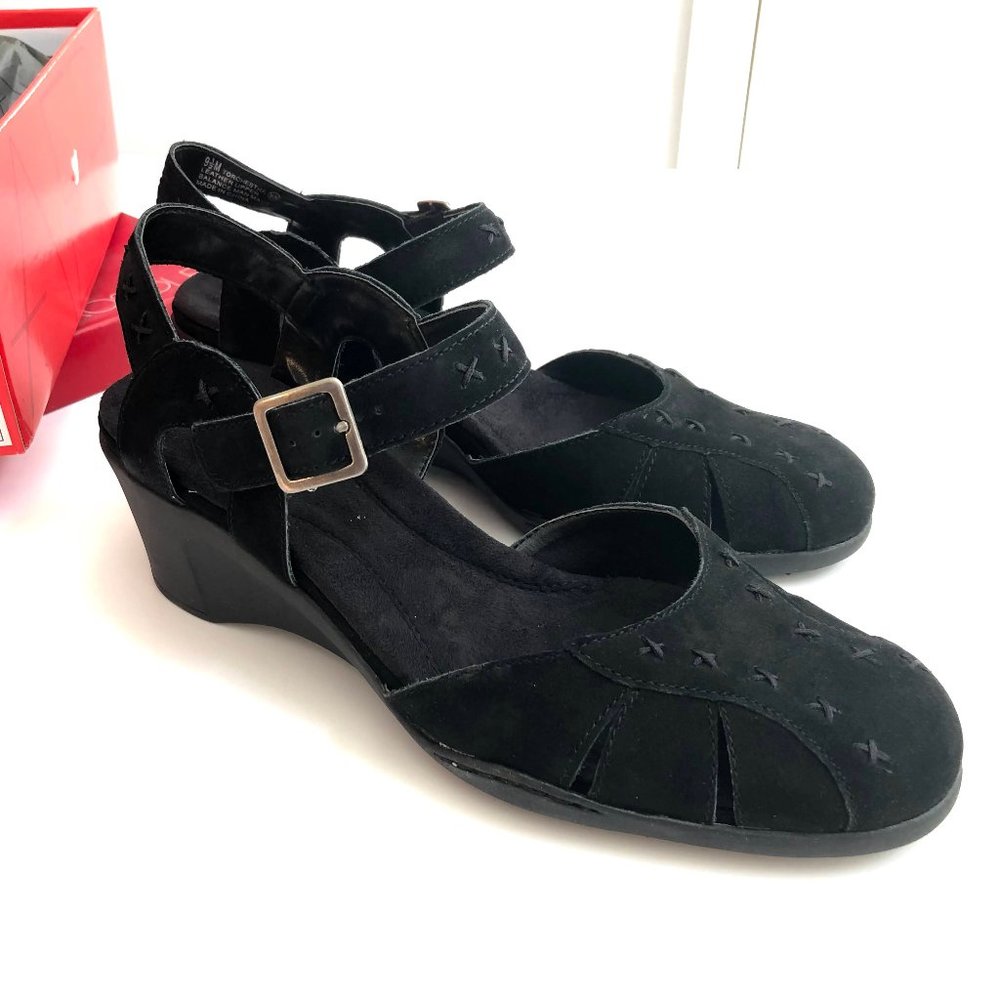 Aerosoles Wedge Sandals Black Size 9.5M